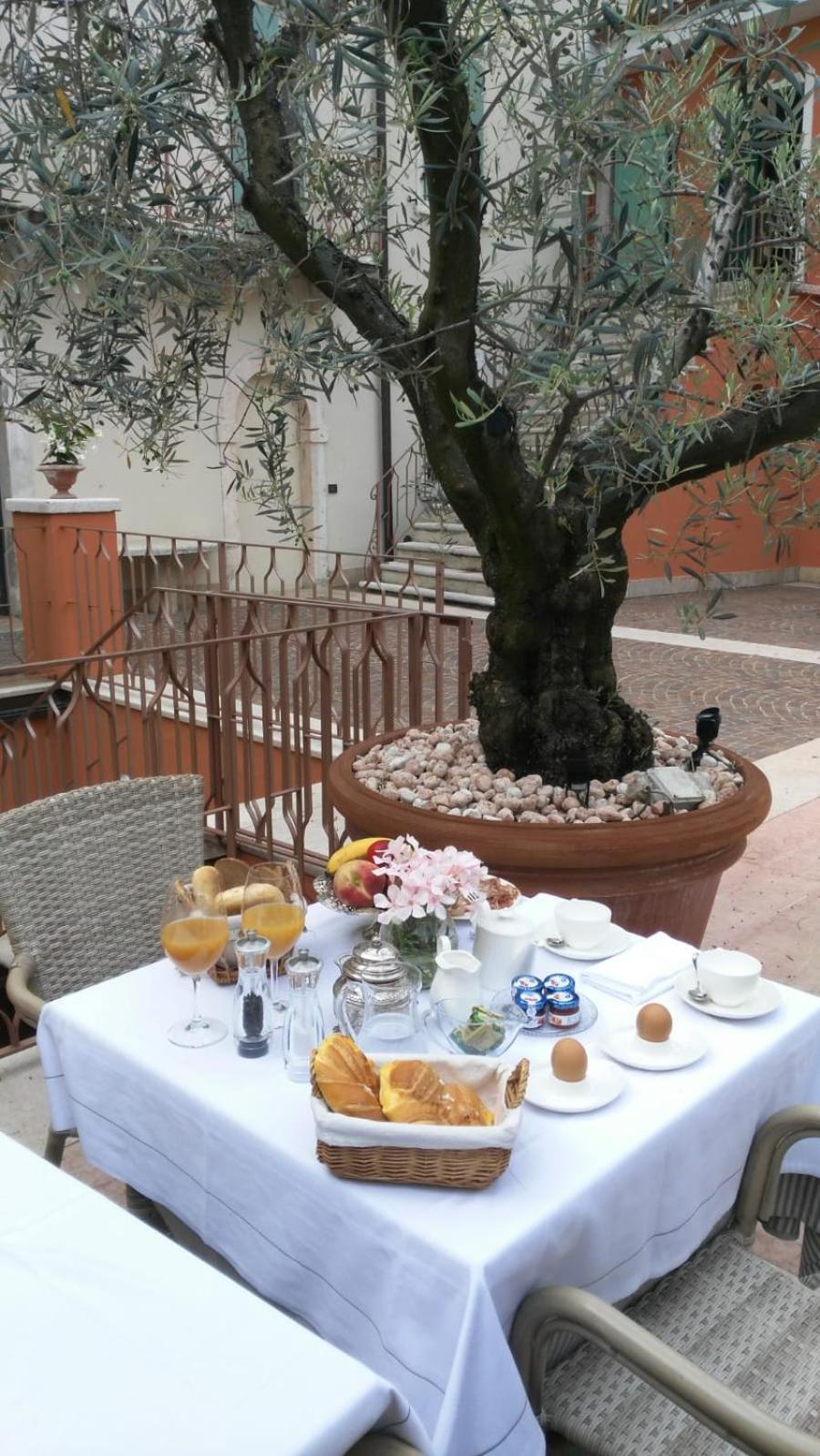 Corte San Luca Apartments Bardolino Zewnętrze zdjęcie