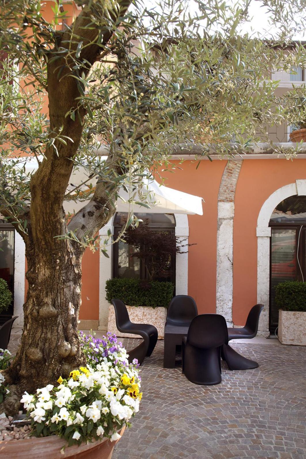 Corte San Luca Apartments Bardolino Zewnętrze zdjęcie