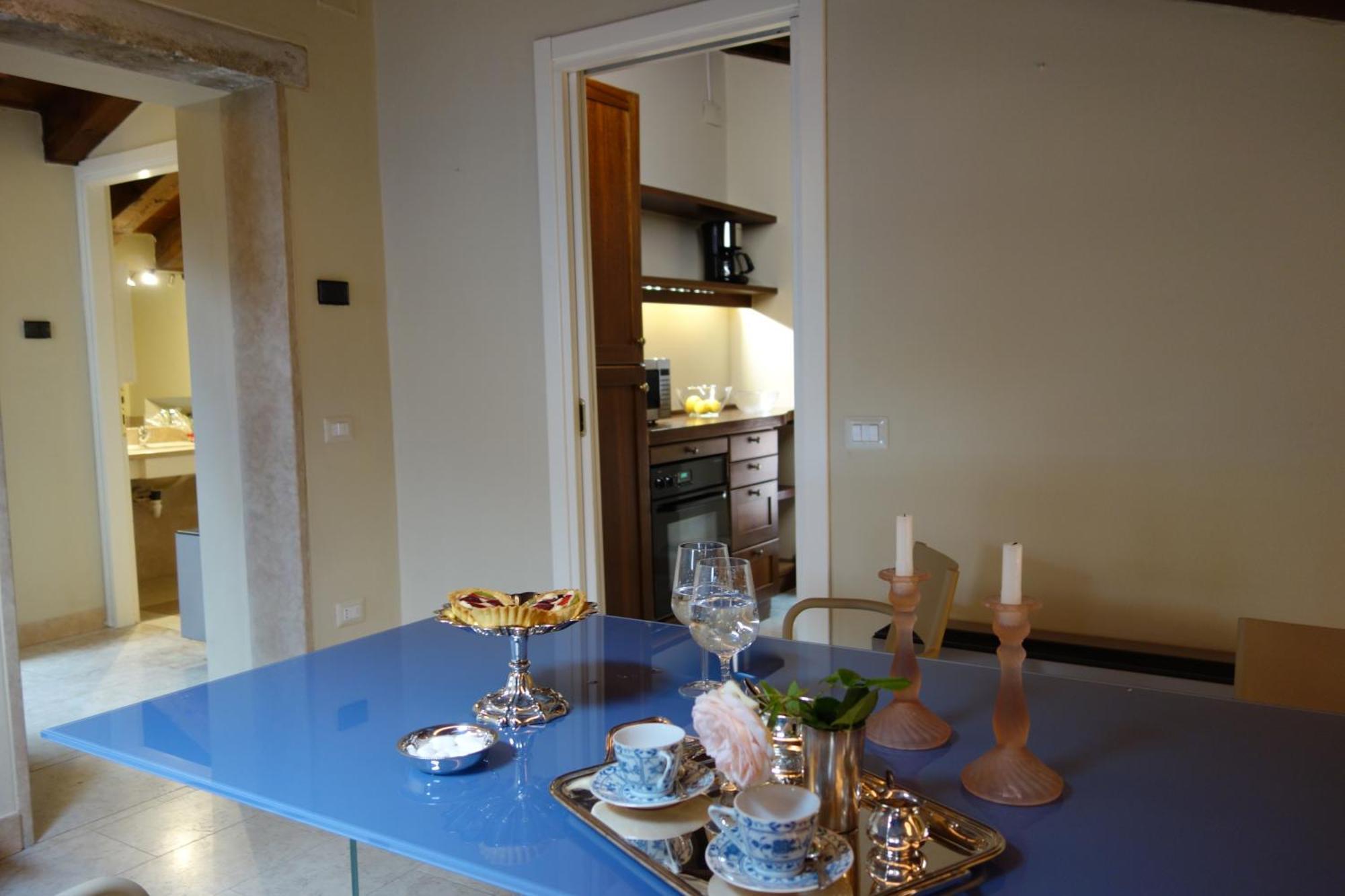 Corte San Luca Apartments Bardolino Pokój zdjęcie