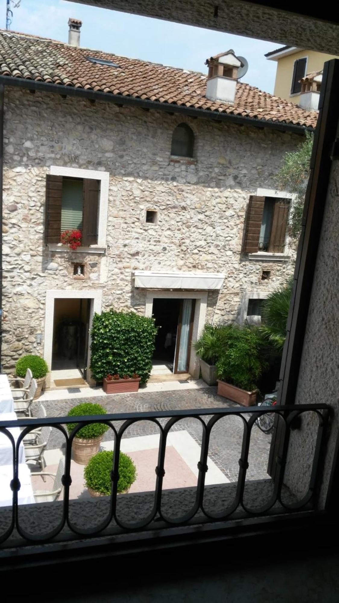 Corte San Luca Apartments Bardolino Pokój zdjęcie